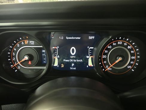 New 2026 Jeep Gladiator Mojave w/ Technology Group AWD/4WD image 25