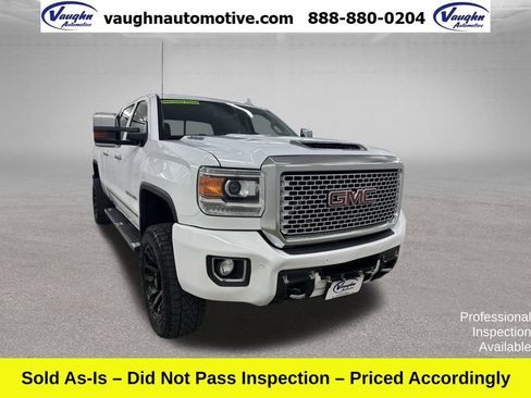 Used 2017 GMC Sierra 2500 Denali w/ Duramax Plus Package AWD/4WD image 1