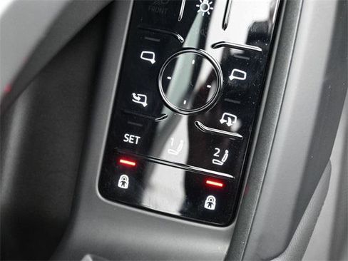 Certified 2025 Audi Q5 Premium w/ Convenience Package image 13