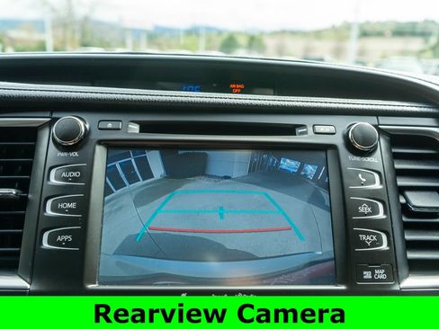 Used 2019 Toyota Highlander SE image 26