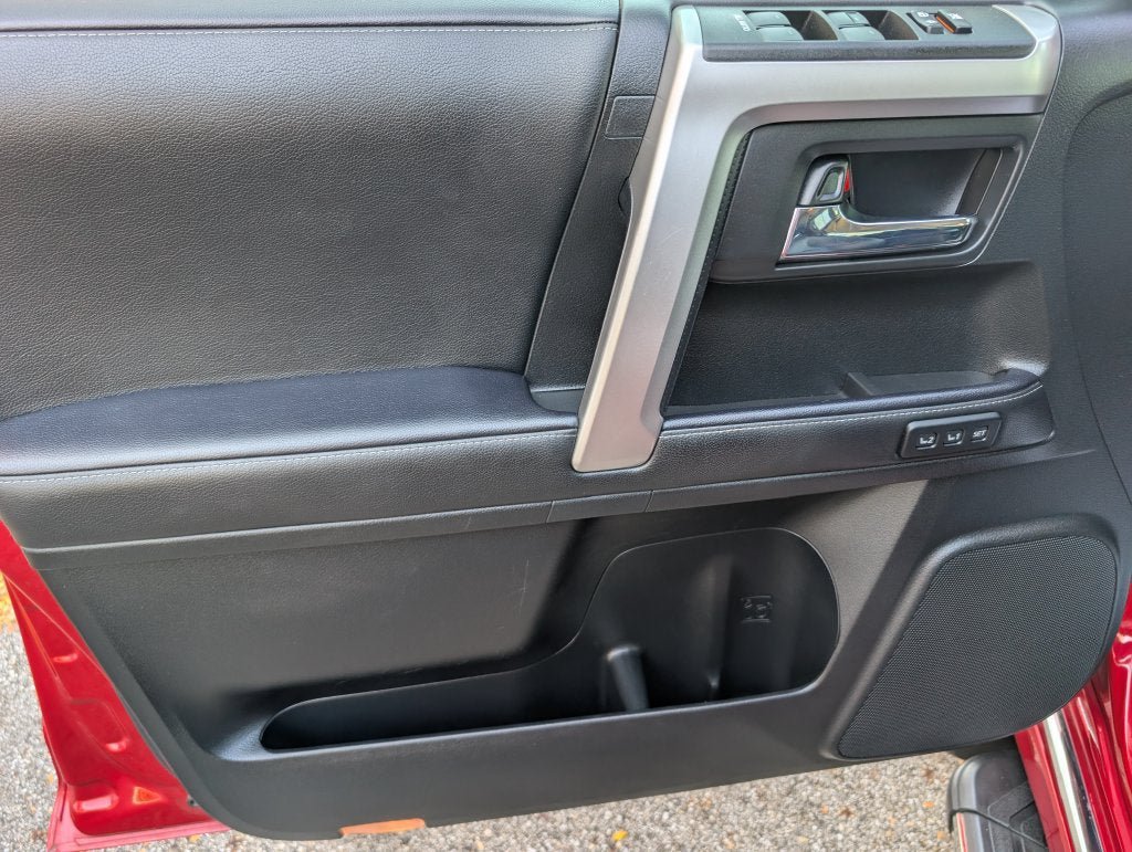 Certified 2023 Toyota 4Runner Limited AWD/4WD image 9