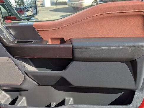 Used 2022 Ford F150 Lariat w/ Equipment Group 502A High image 37