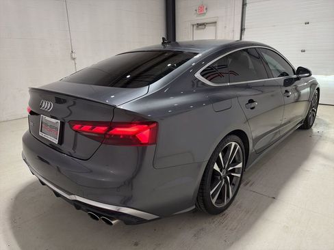 Used 2022 Audi S5 Premium w/ Convenience Package AWD/4WD image 4