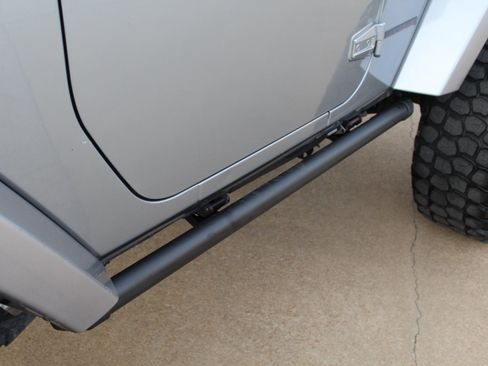 Used 2014 Jeep Wrangler Rubicon w/ Power Convenience Group image 13