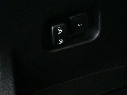 Used 2024 Ford Edge SEL image 20