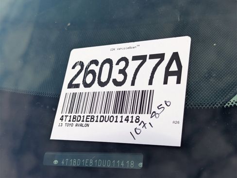 Used 2013 Toyota Avalon XLE Premium image 10