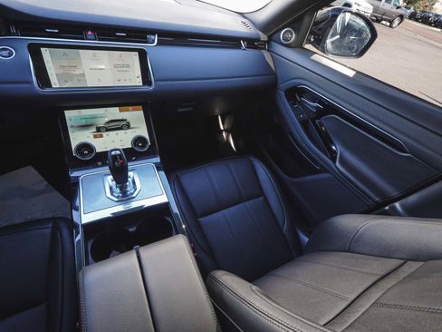 Used 2023 Land Rover Range Rover Evoque SE image 38