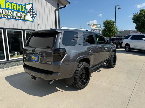 Used 2014 Toyota 4Runner SR5 Premium w/ Convenience Package AWD/4WD image 6