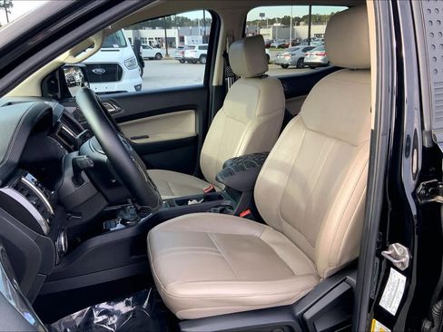 Used 2019 Ford Ranger Lariat w/ Equipment Group 501A Mid image 8