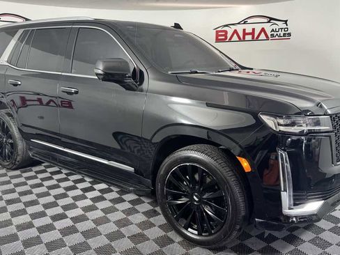 Used 2021 Cadillac Escalade Premium Luxury AWD/4WD image 9
