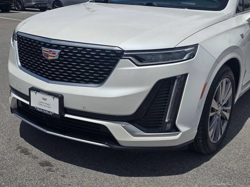 Used 2024 Cadillac XT6 Premium Luxury w/ Technology Package FWD image 11