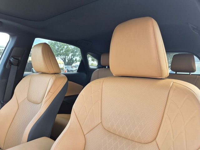 Used 2026 Lexus RX 350 Premium Plus w/ Accessory Package (Z1) FWD image 5