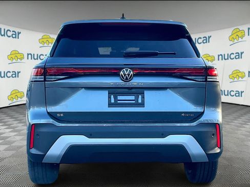 New 2026 Volkswagen Tiguan SE image 6