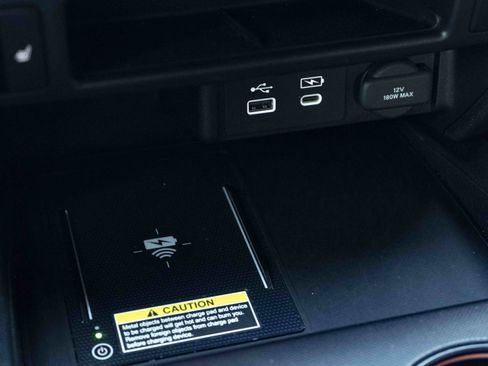 Used 2025 Honda Passport TrailSport image 33