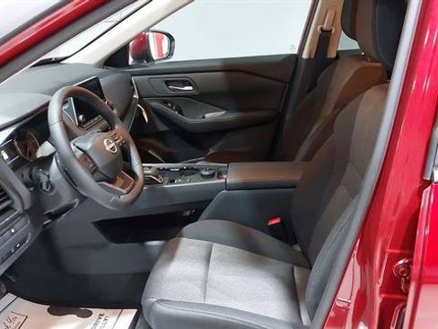 Used 2026 Nissan Rogue SV w/ Cold Weather Package AWD/4WD image 19