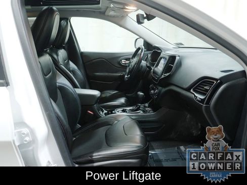 Used 2020 Jeep Cherokee Latitude Plus AWD/4WD image 15