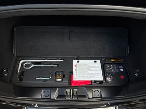 Used 2021 Ferrari Roma RWD image 39