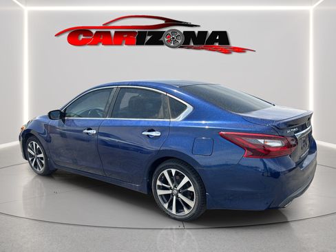Used 2017 Nissan Altima 2.5 SR FWD image 7
