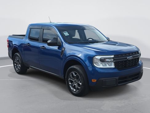 Used 2024 Ford Maverick XLT w/ XLT Luxury Package image 3