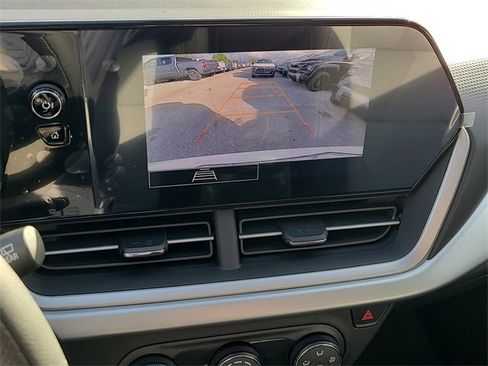 New 2026 Chevrolet Trax LS image 30