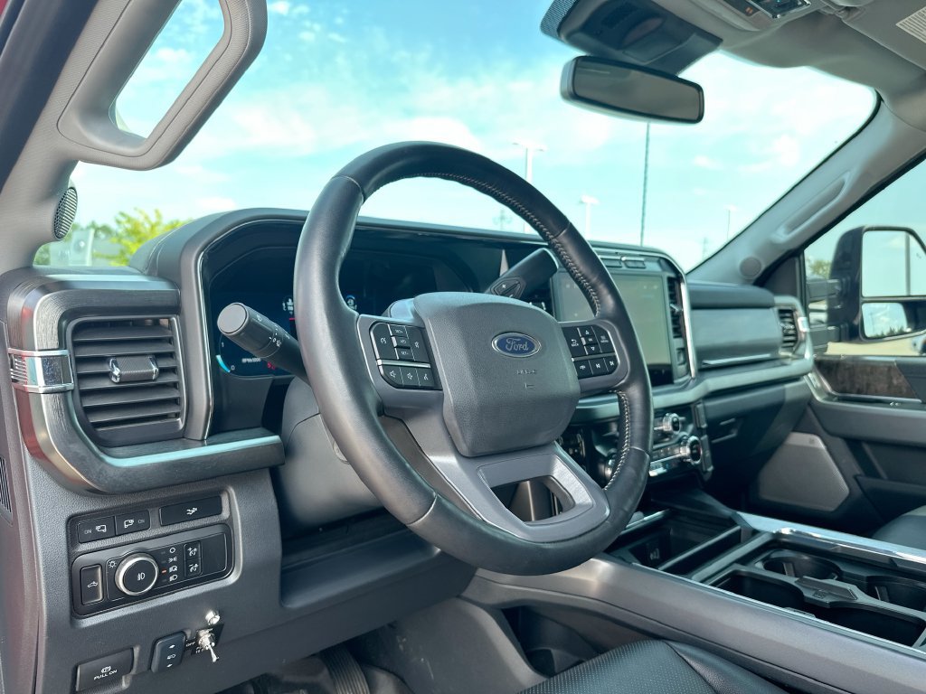 Used 2024 Ford F250 Lariat w/ Sport Appearance Package AWD/4WD image 10