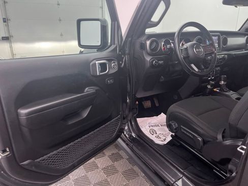 Used 2021 Jeep Wrangler Unlimited Sport image 15