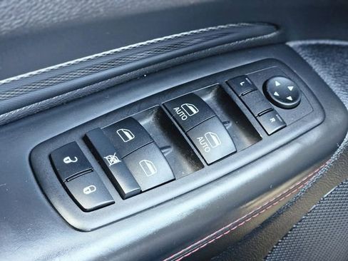 Used 2024 Dodge Durango GT RWD image 18