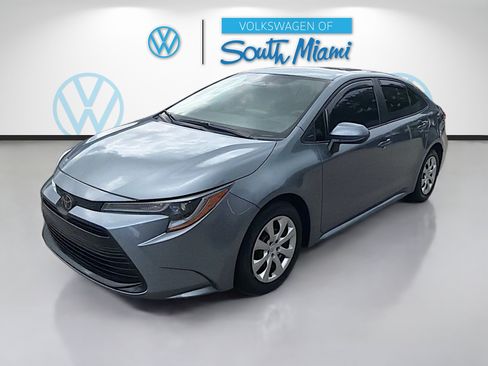 Used 2024 Toyota Corolla LE FWD image 3