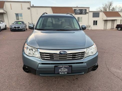 Used 2010 Subaru Forester 2.5X Premium w/ Popular Equipment Group 1A image 2