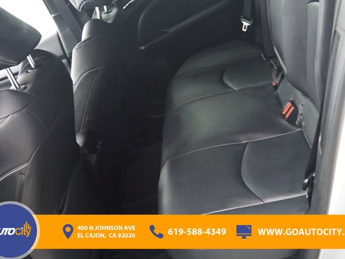 Used 2020 Toyota Prius Prime XLE FWD image 14