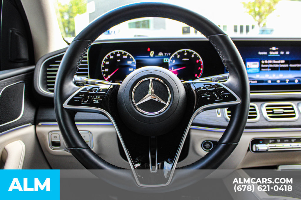 Used 2025 Mercedes-Benz GLE 350 4MATIC w/ AMG Line Exterior image 24