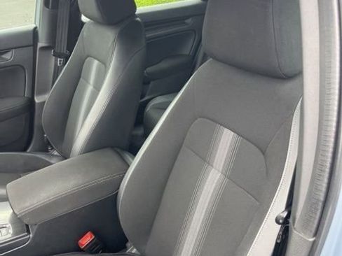 Used 2022 Honda Civic Sport image 11