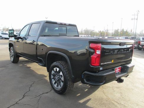 Used 2021 Chevrolet Silverado 2500 LTZ w/ Carhartt Edition image 11