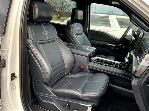 Used 2025 Ford F350 Platinum w/ FX4 Off-Road Package image 7