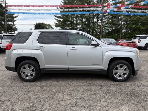 Used 2013 GMC Terrain SLE FWD image 4