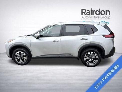 Used 2023 Nissan Rogue SV AWD/4WD image 4