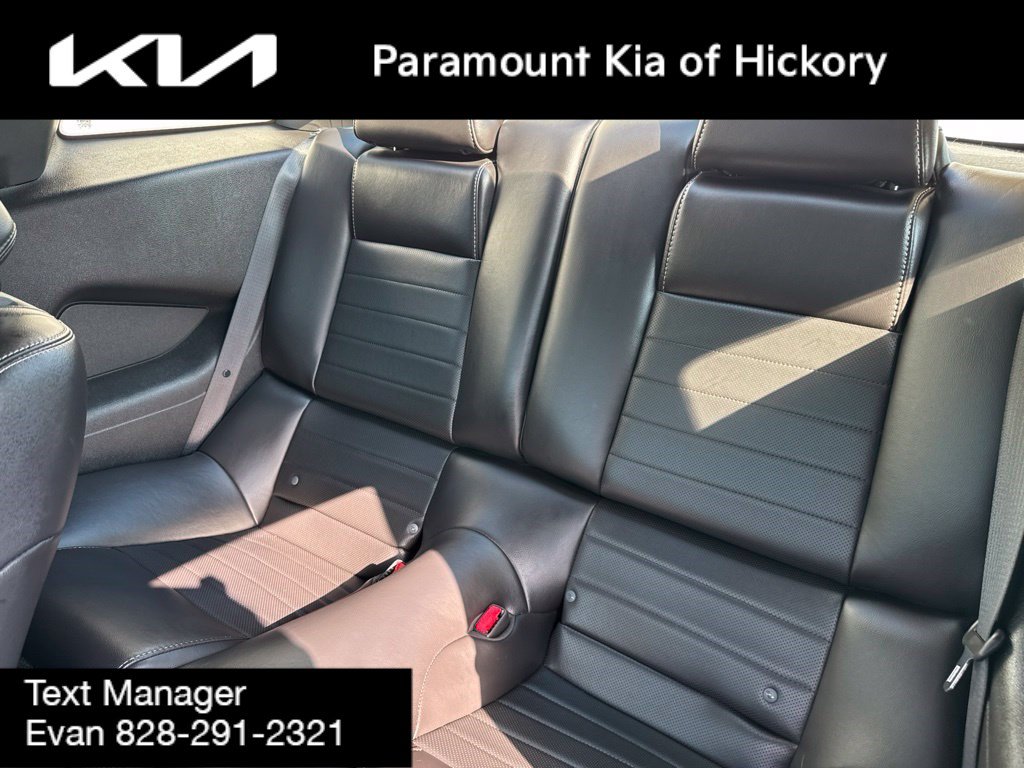 Used 2013 Ford Mustang GT Premium w/ Comfort Pkg RWD image 12