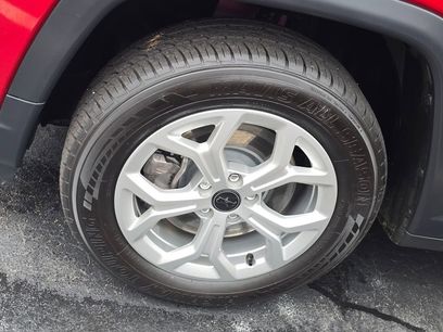 Used 2025 Jeep Compass Latitude