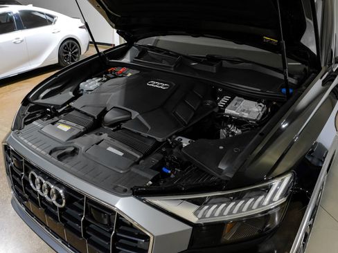 Used 2023 Audi Q8 Premium Plus w/ Premium Plus Package image 52