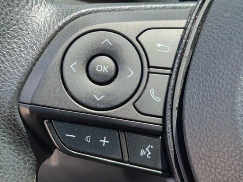 Used 2023 Toyota RAV4 LE AWD/4WD image 14