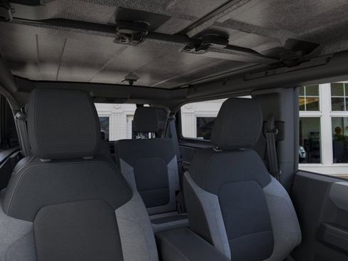 New 2025 Ford Bronco Base image 12