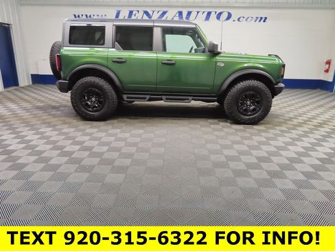 Used 2024 Ford Bronco Wildtrak image 2