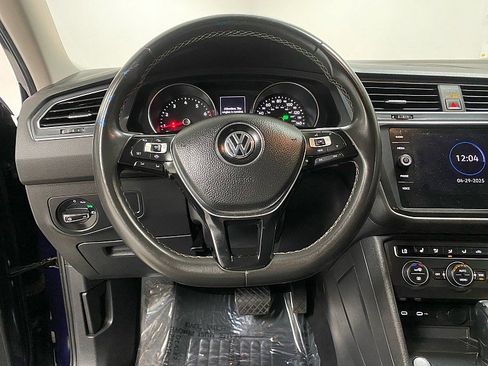 Used 2021 Volkswagen Tiguan S image 9