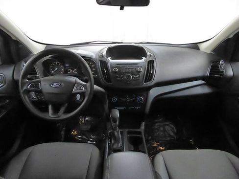 Used 2018 Ford Escape S image 9