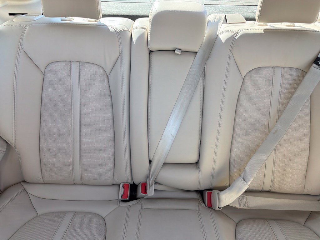 Used 2018 Lincoln MKZ Reserve w/ Magnetic Appearance Package FWD image 22