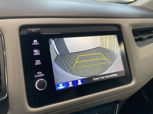 Used 2021 Honda HR-V EX-L image 25