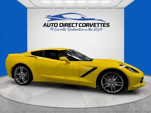 Used 2016 Chevrolet Corvette Stingray Coupe RWD image 6