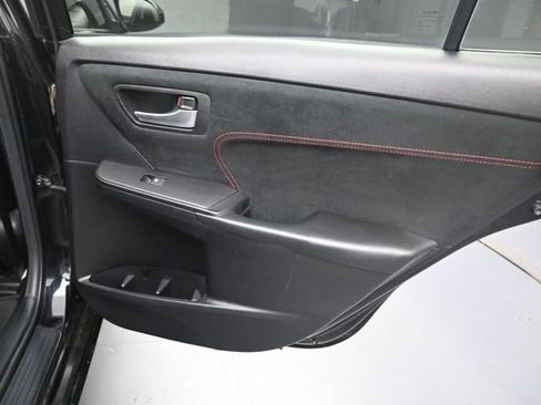 Used 2015 Toyota Camry XSE FWD image 29