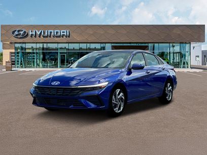 New 2025 Hyundai Elantra SEL