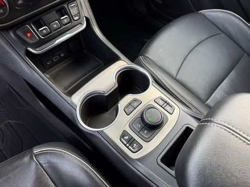 Used 2020 GMC Terrain Denali w/ Denali Premium Package image 23